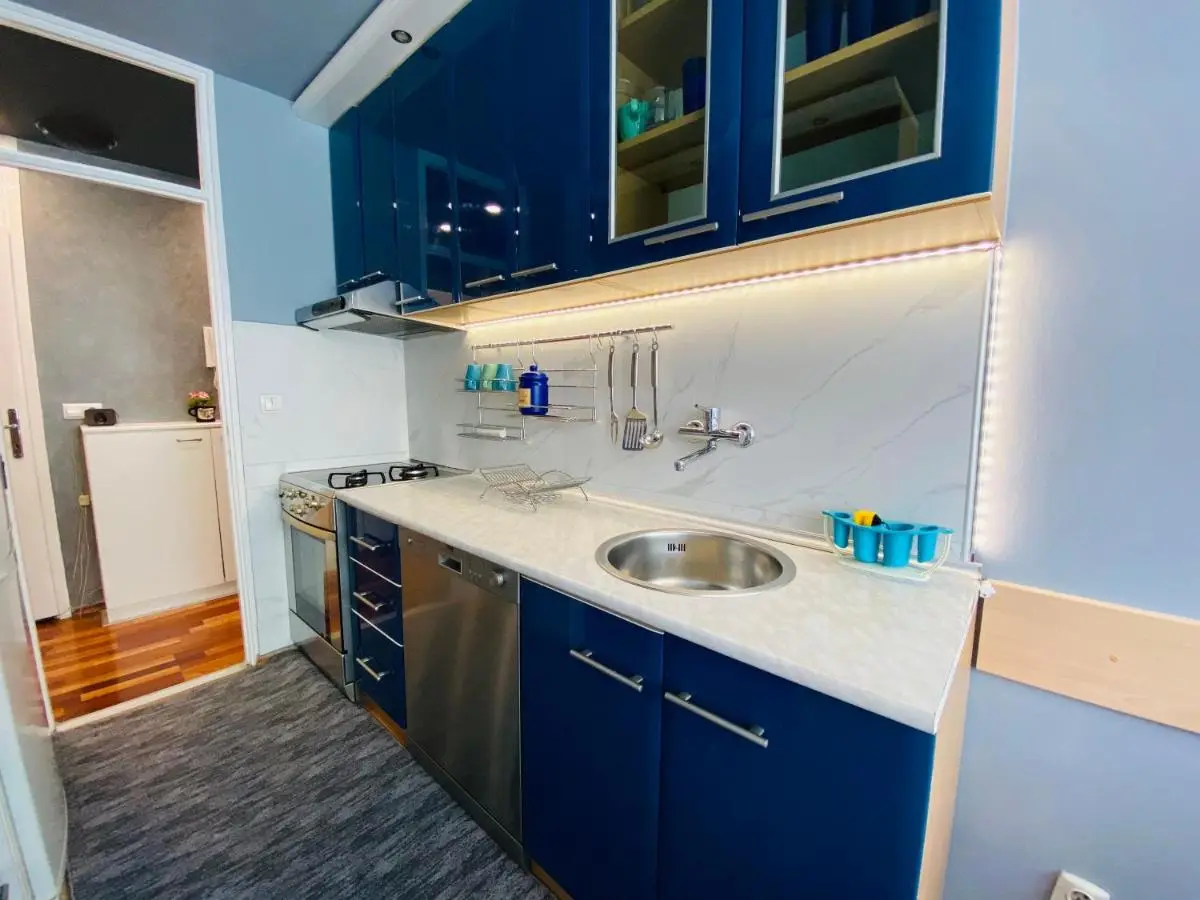 Apartment 8