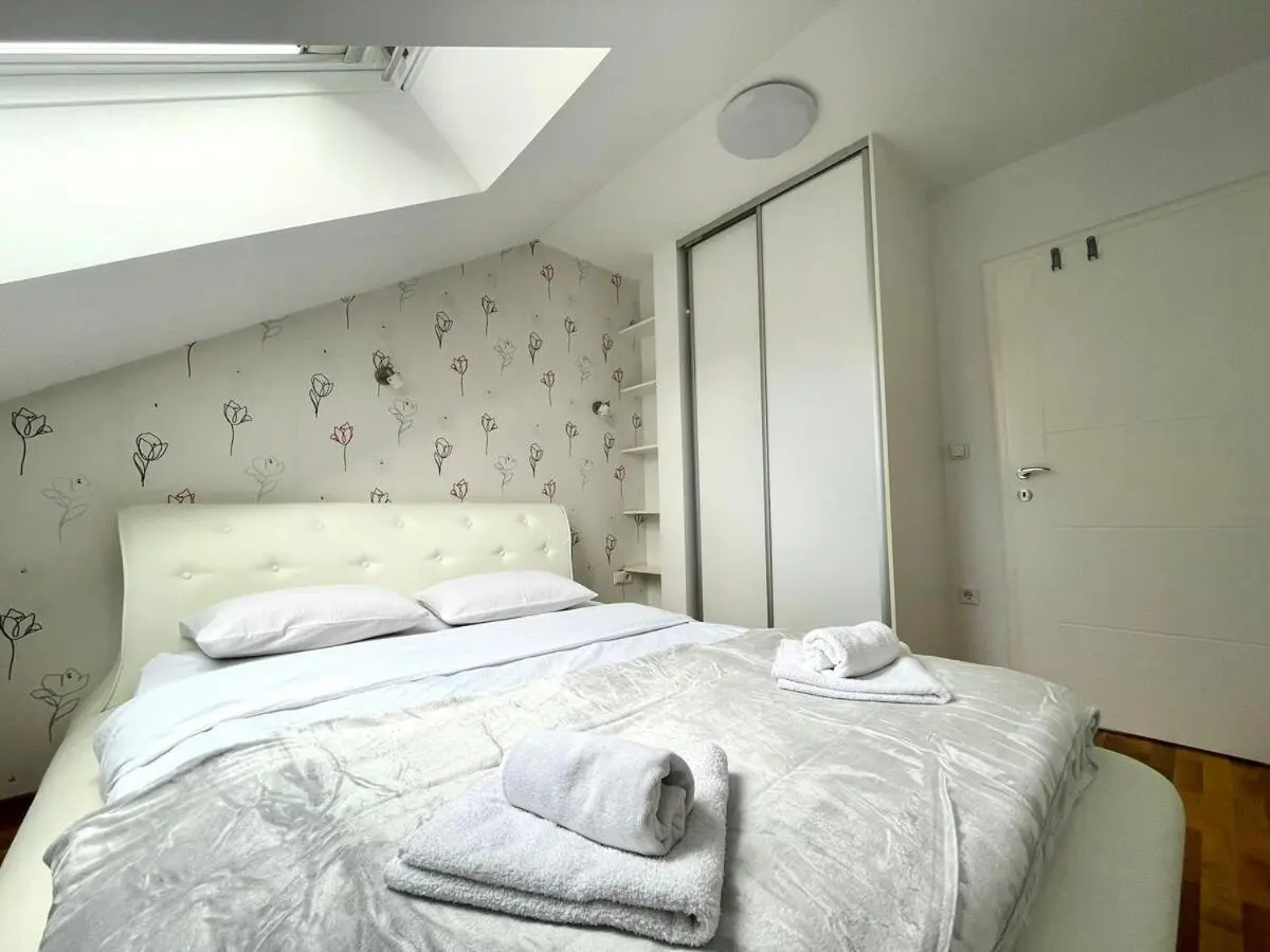 Engadin Beautiful 2BDR Apt