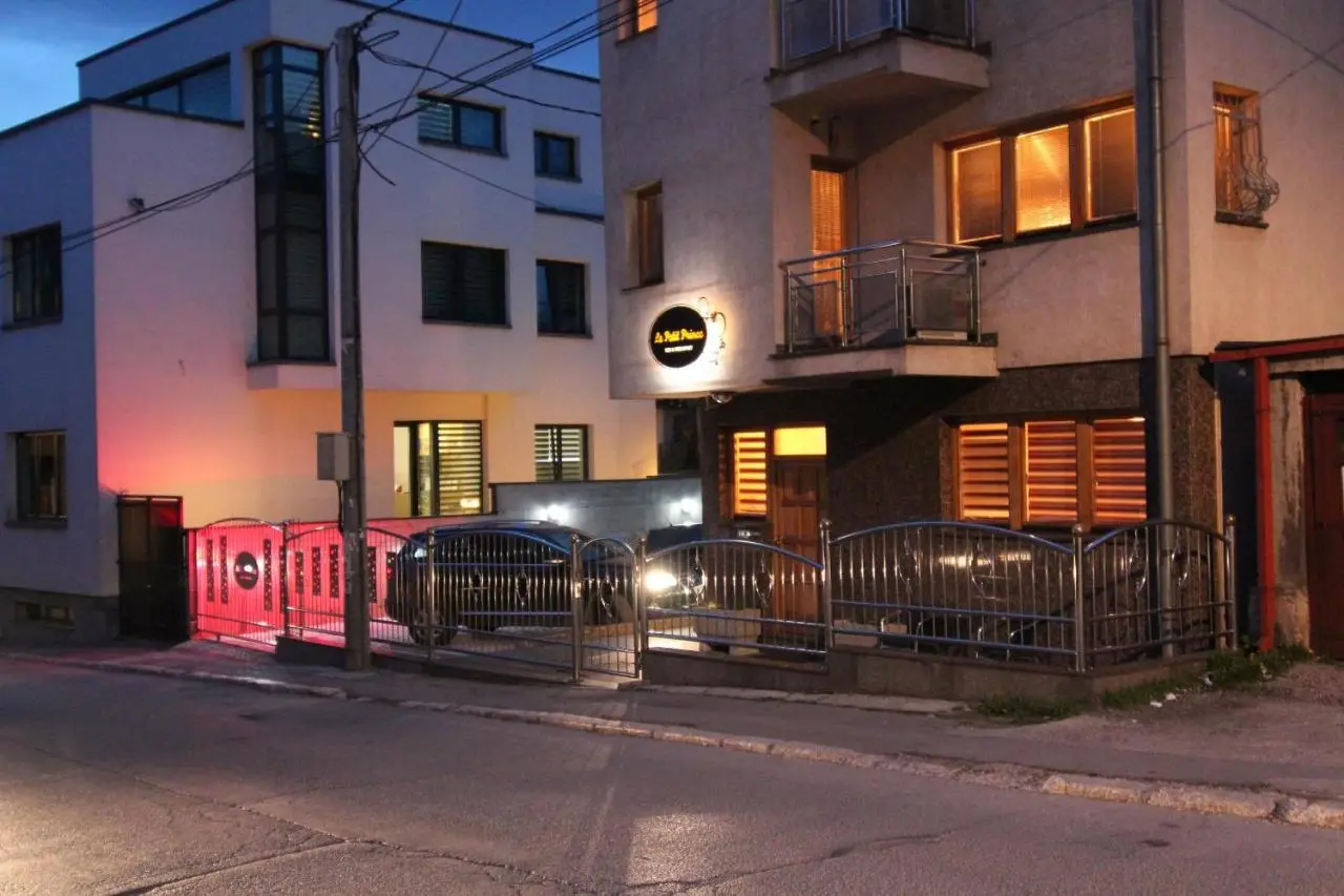 Le Petit Prince Guesthouse Free Gated Parking