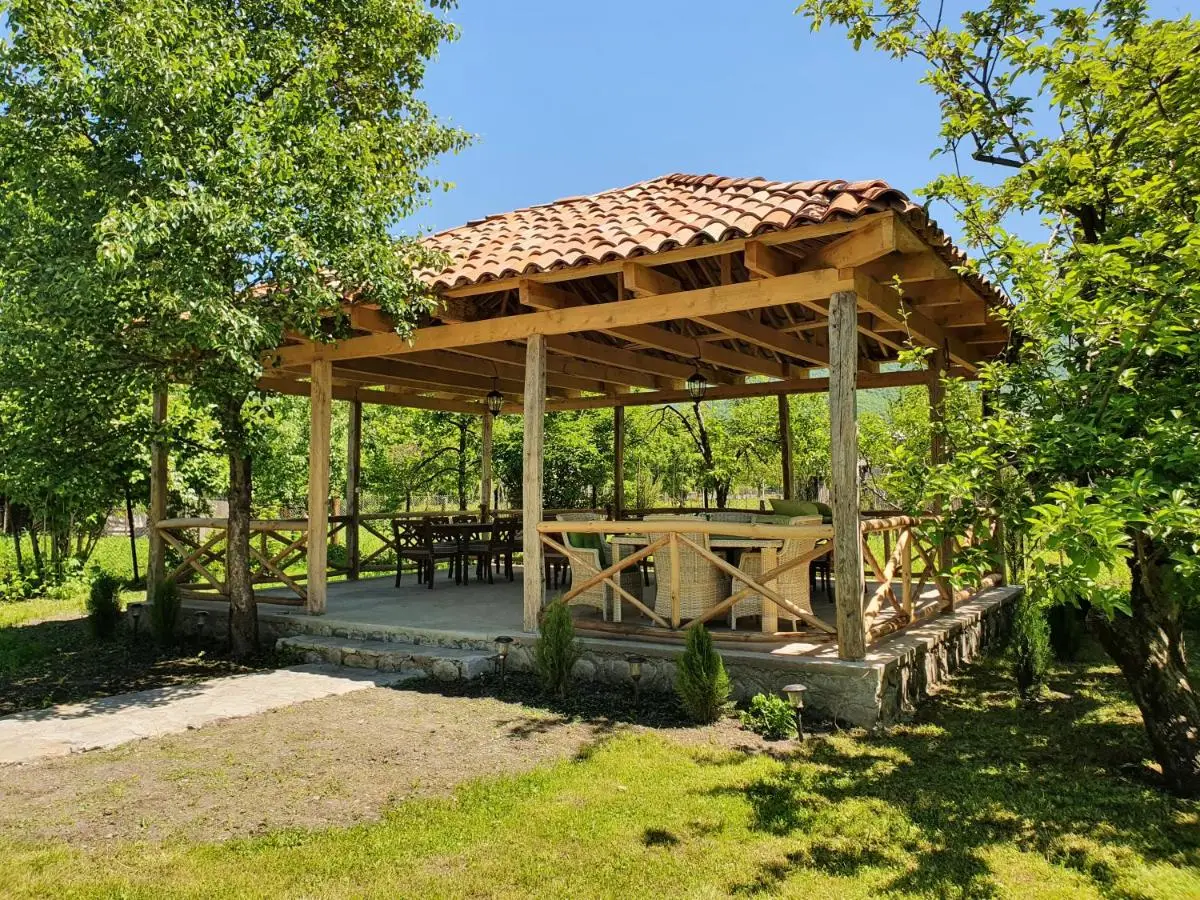 Nazy's Guest House