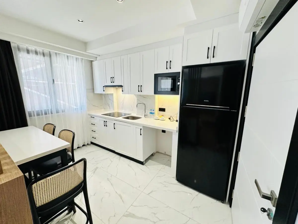 Rose Point Residence