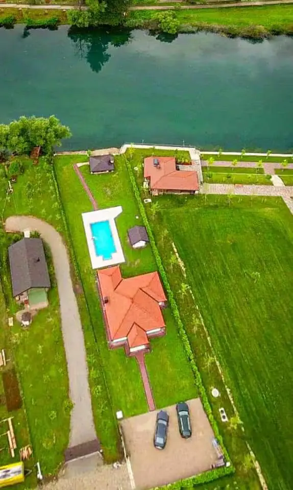 Luxury Home Meri
