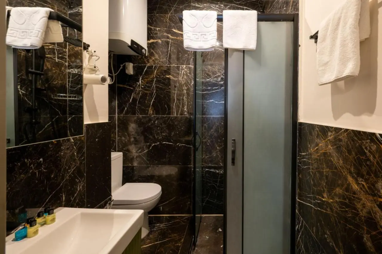 Monev Suites Hotel