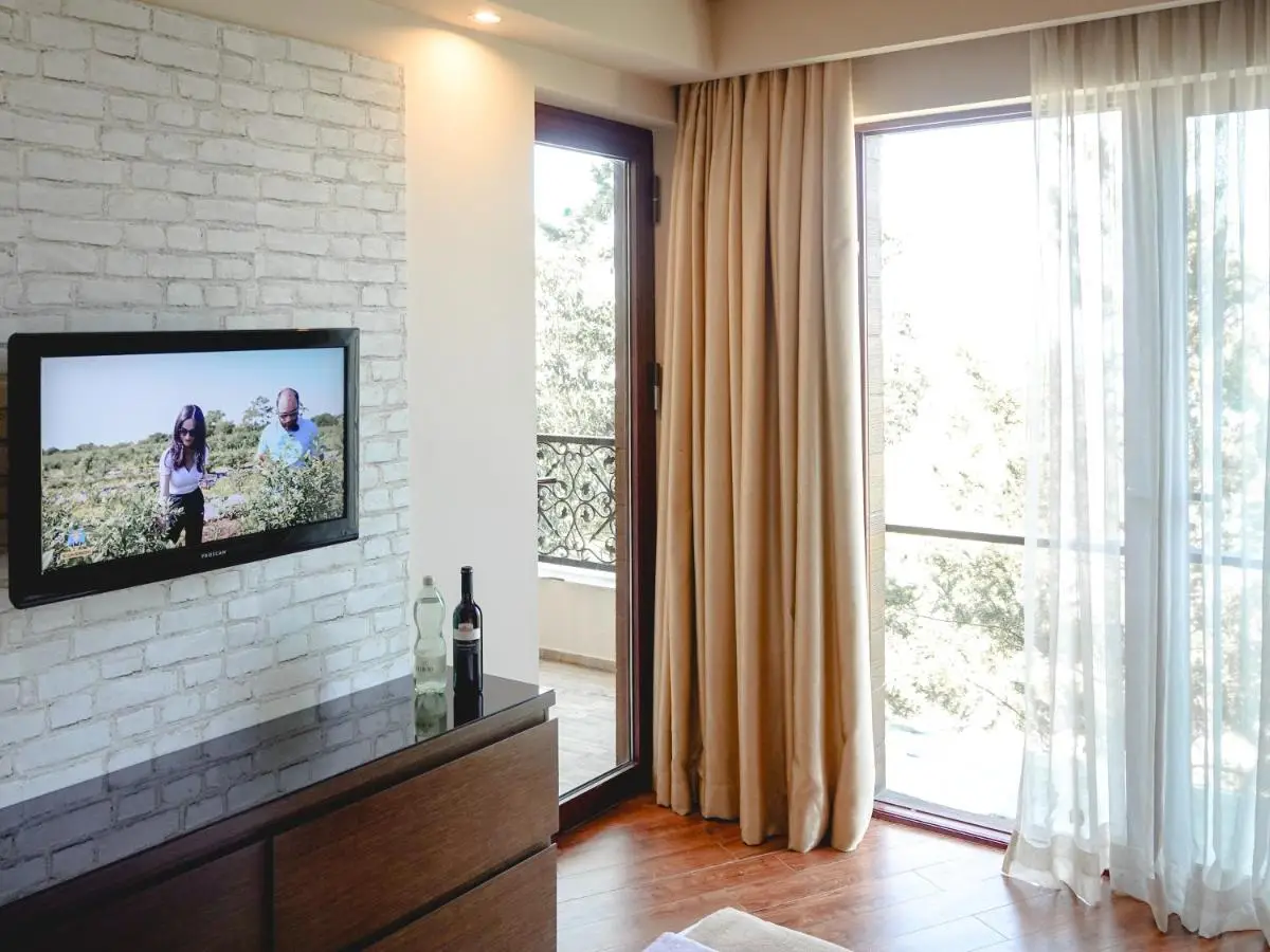 Luxury Dreamland Oasis Apartments