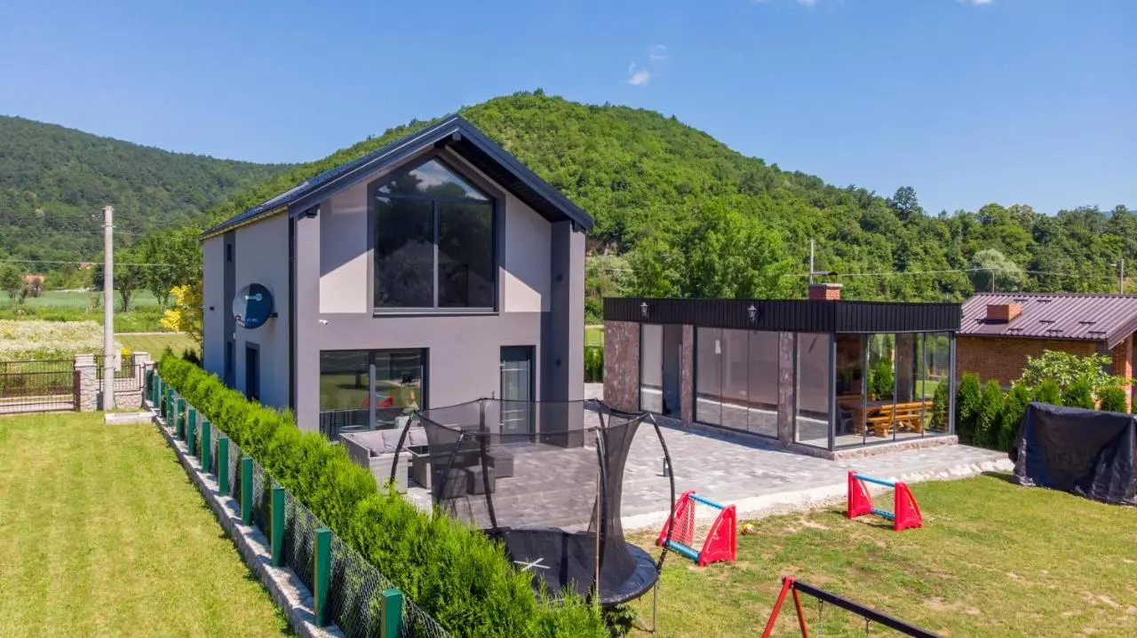 Villa UNA LUX