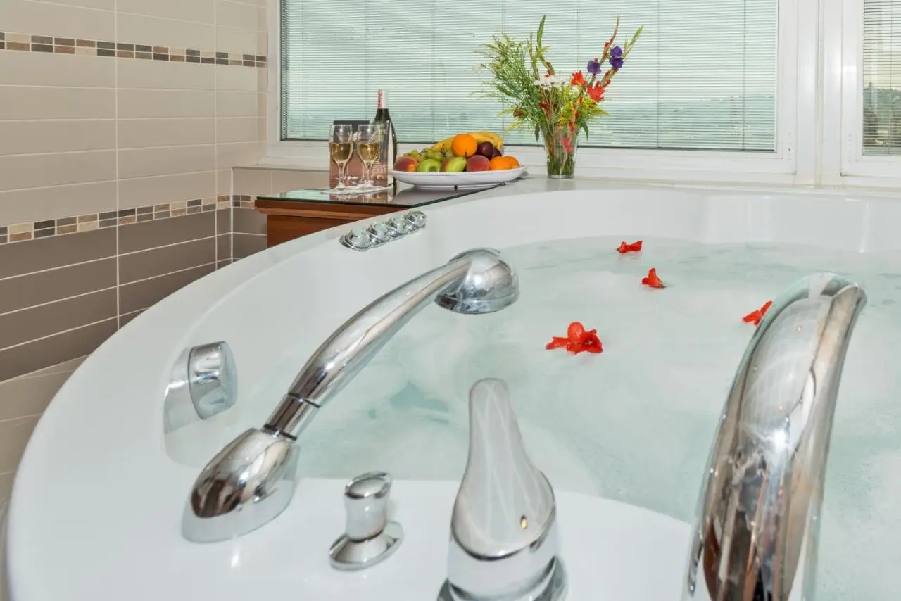Vatan Asur Hotel