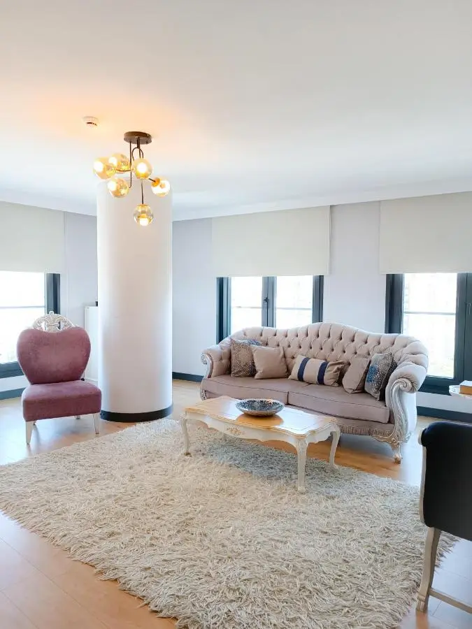 Luxury Central Fully Equipped 3BR 2BA Apartment by Siena Suites