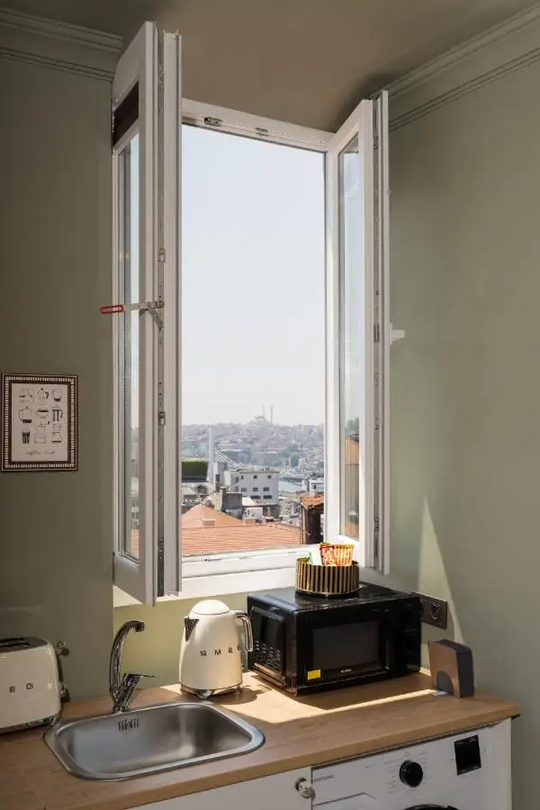 Sea View 2BR 50m to Galata Tower AC