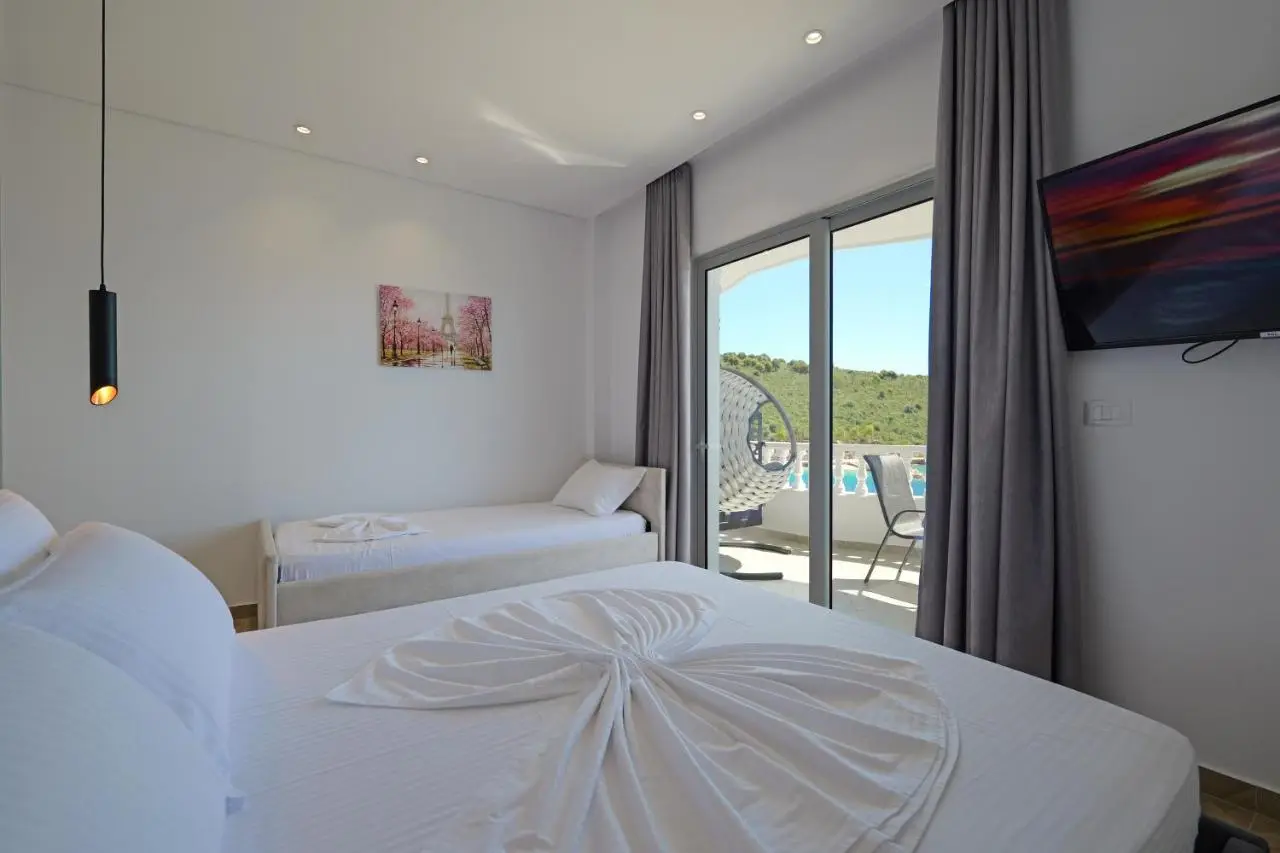Villa Juna Beach
