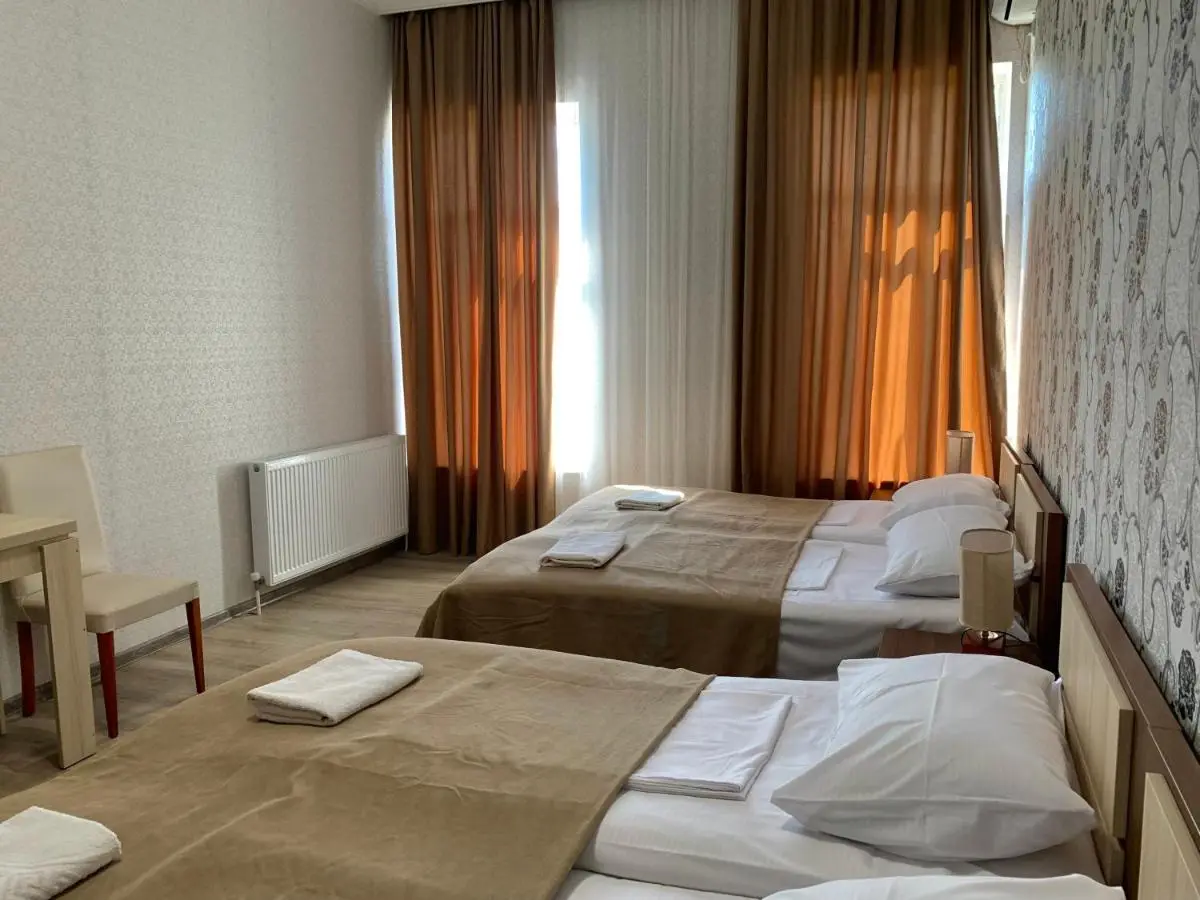 Hotel Red Bridge