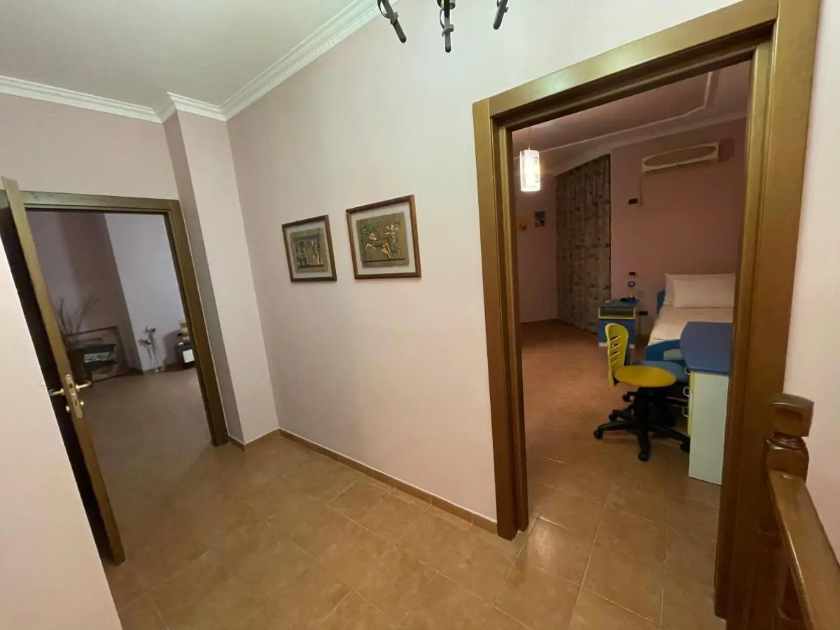 MAK Apartments
