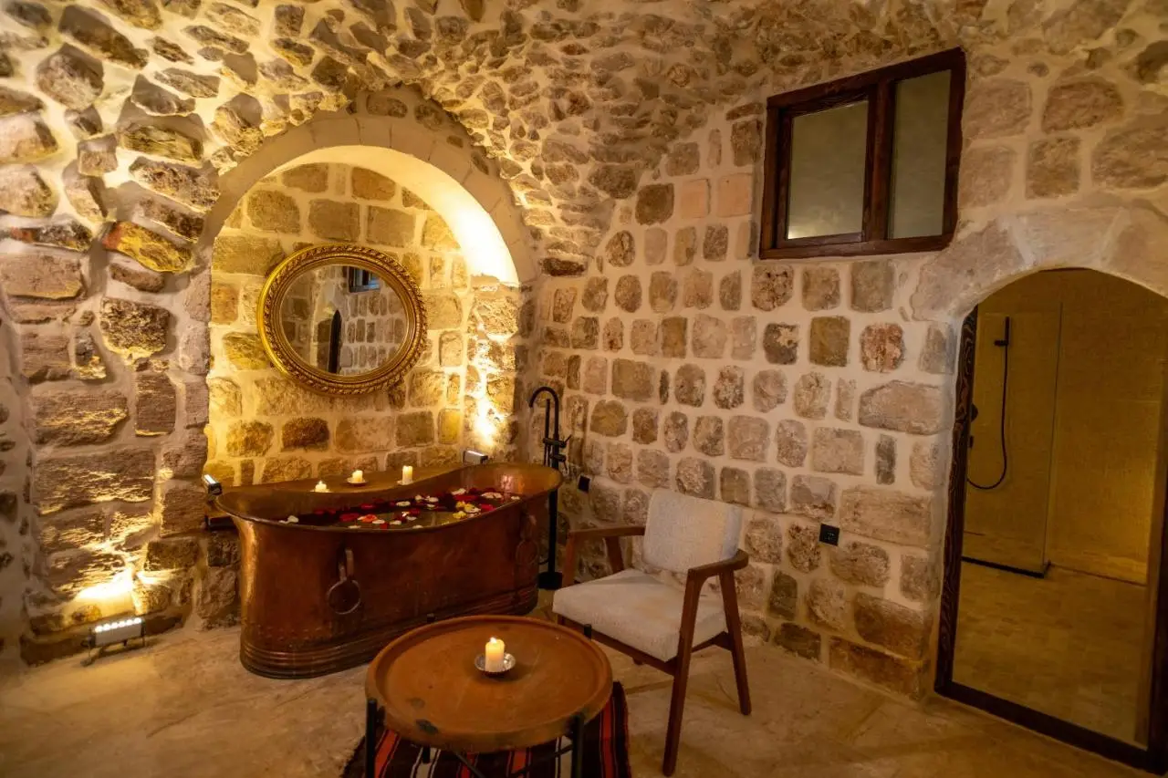 Mezova Otel