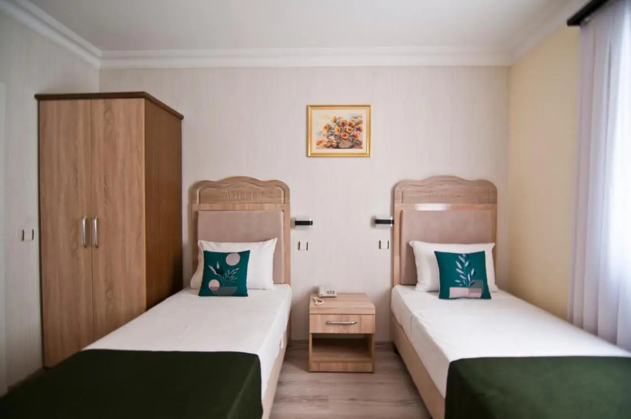 Artefes Hotel Old City& Spa