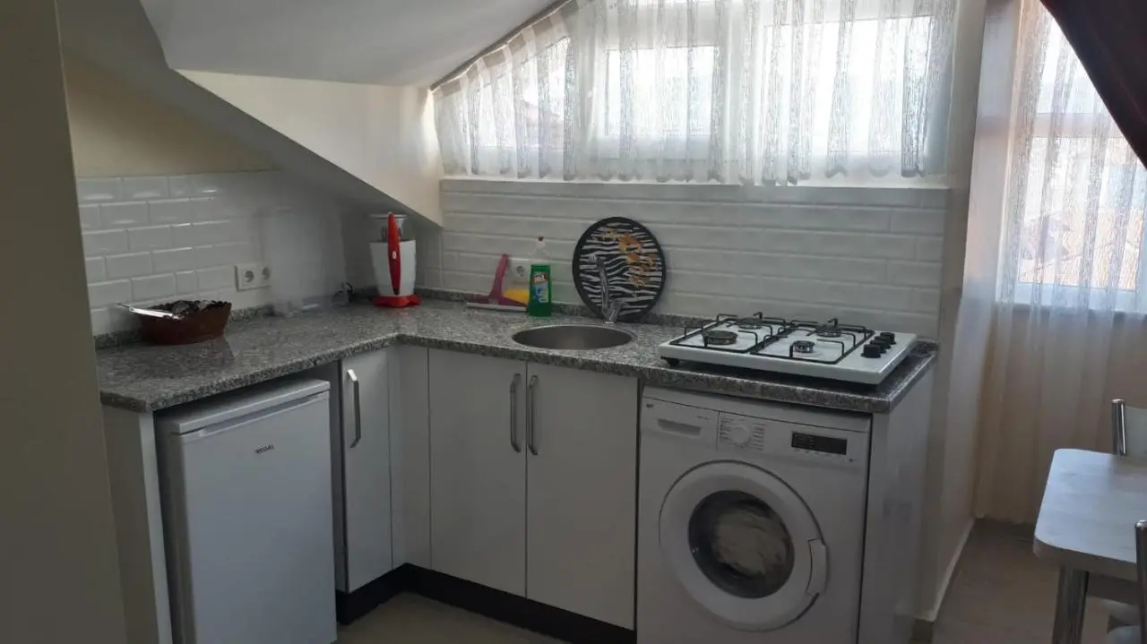 Kaya House Daily Flat