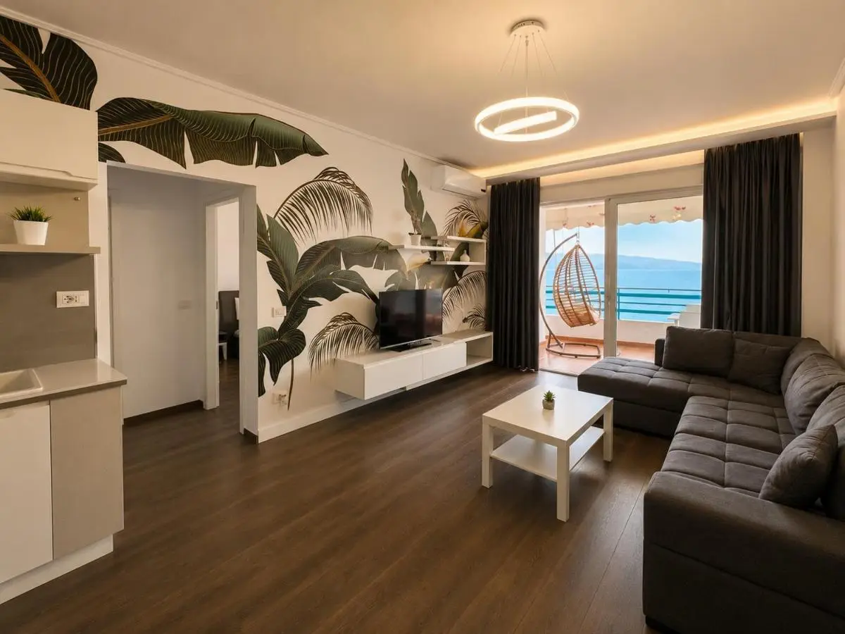 Aquamarine Apartments