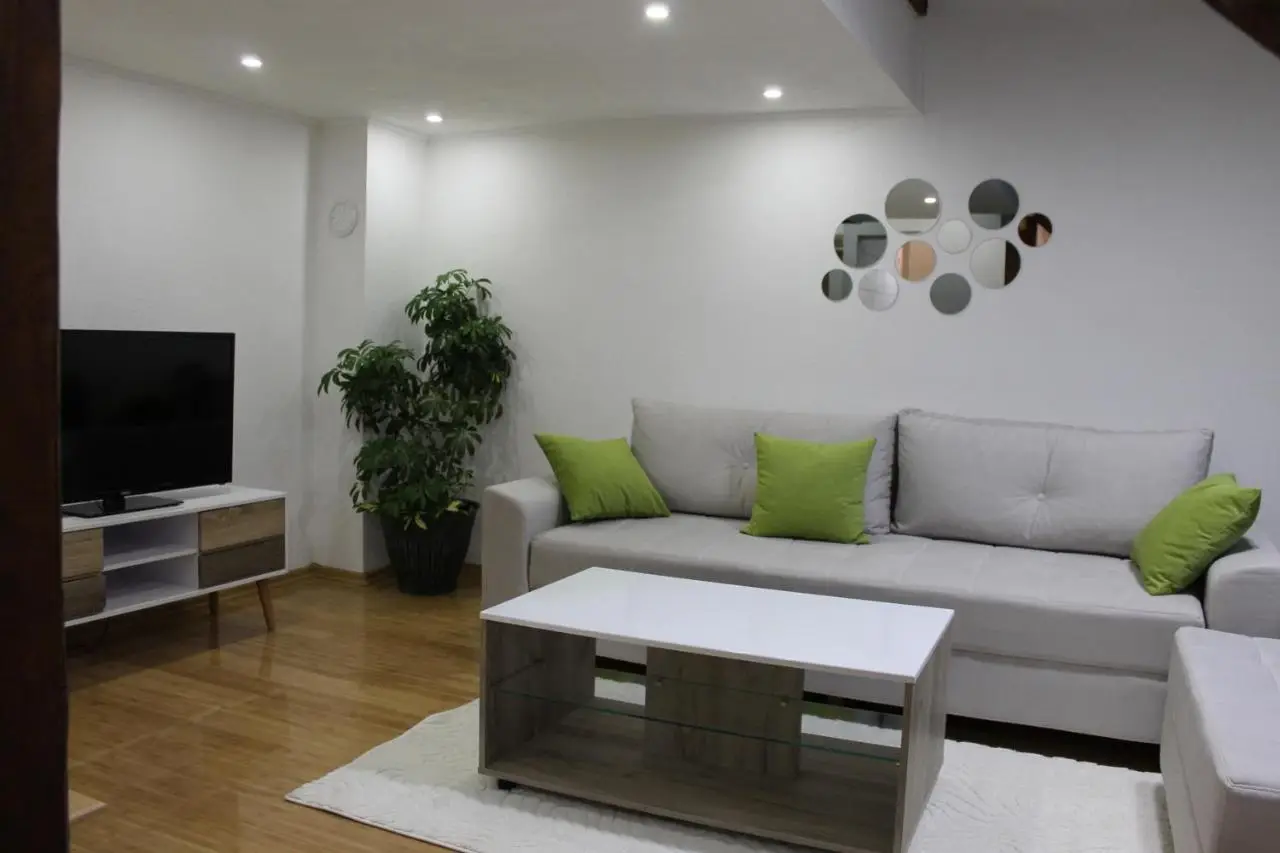 Apartman Story
