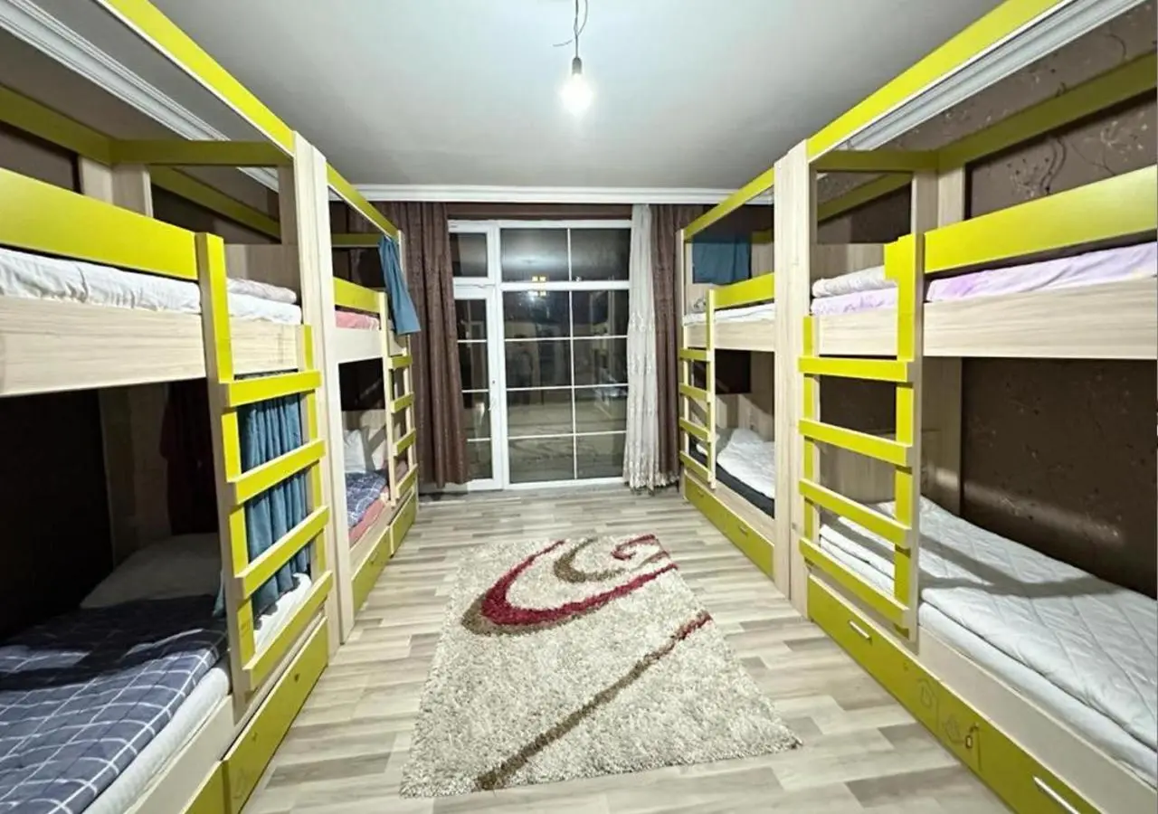 Champion HOSTEL BAKU