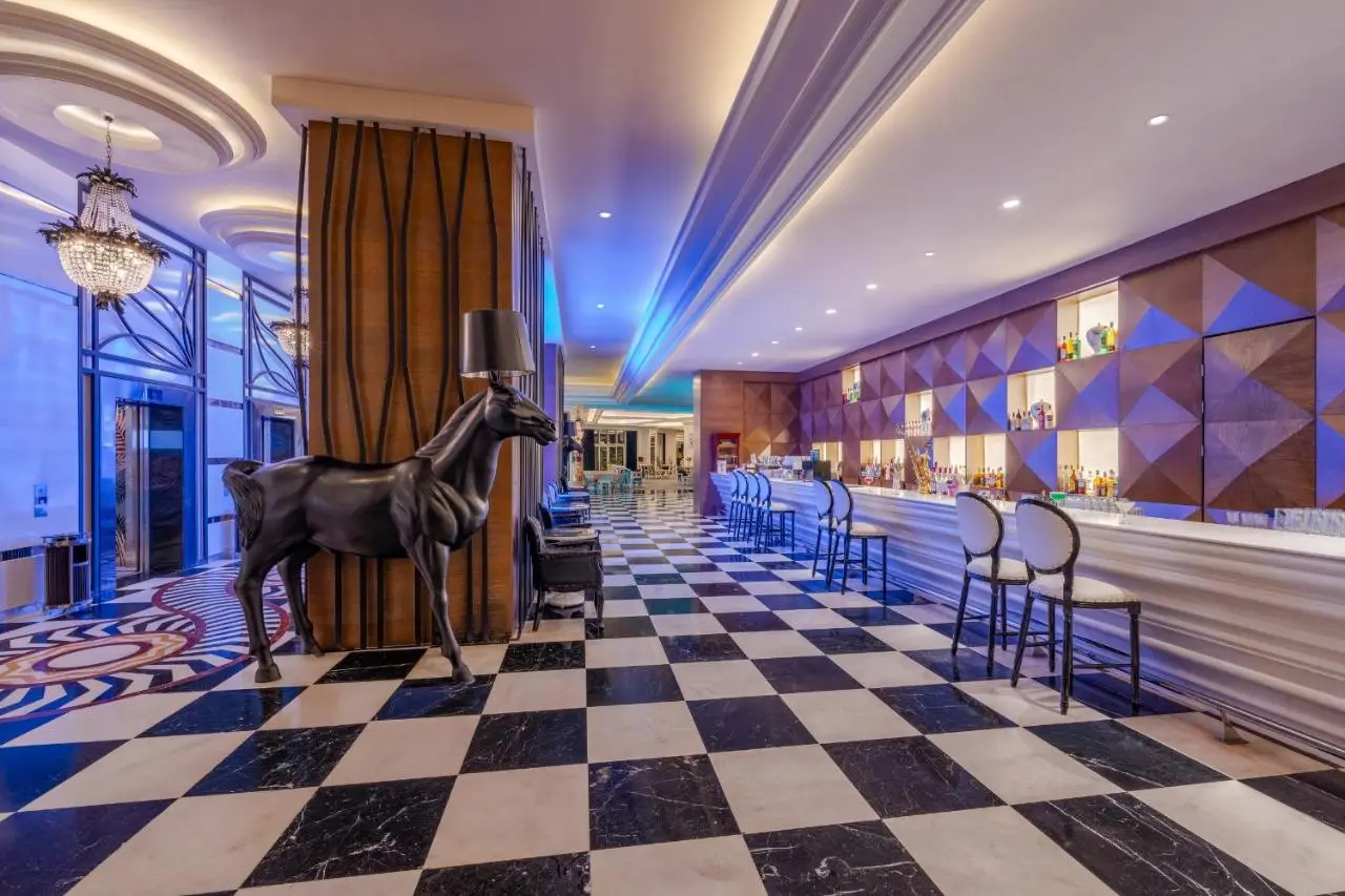 Delphin Imperial Lara