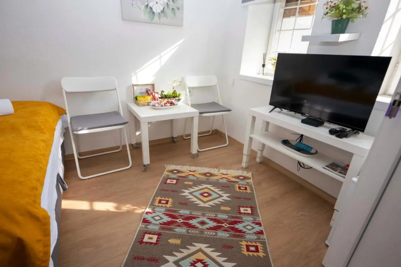 Bosanska Avlija Authentic Sarajevo Stay with Garden