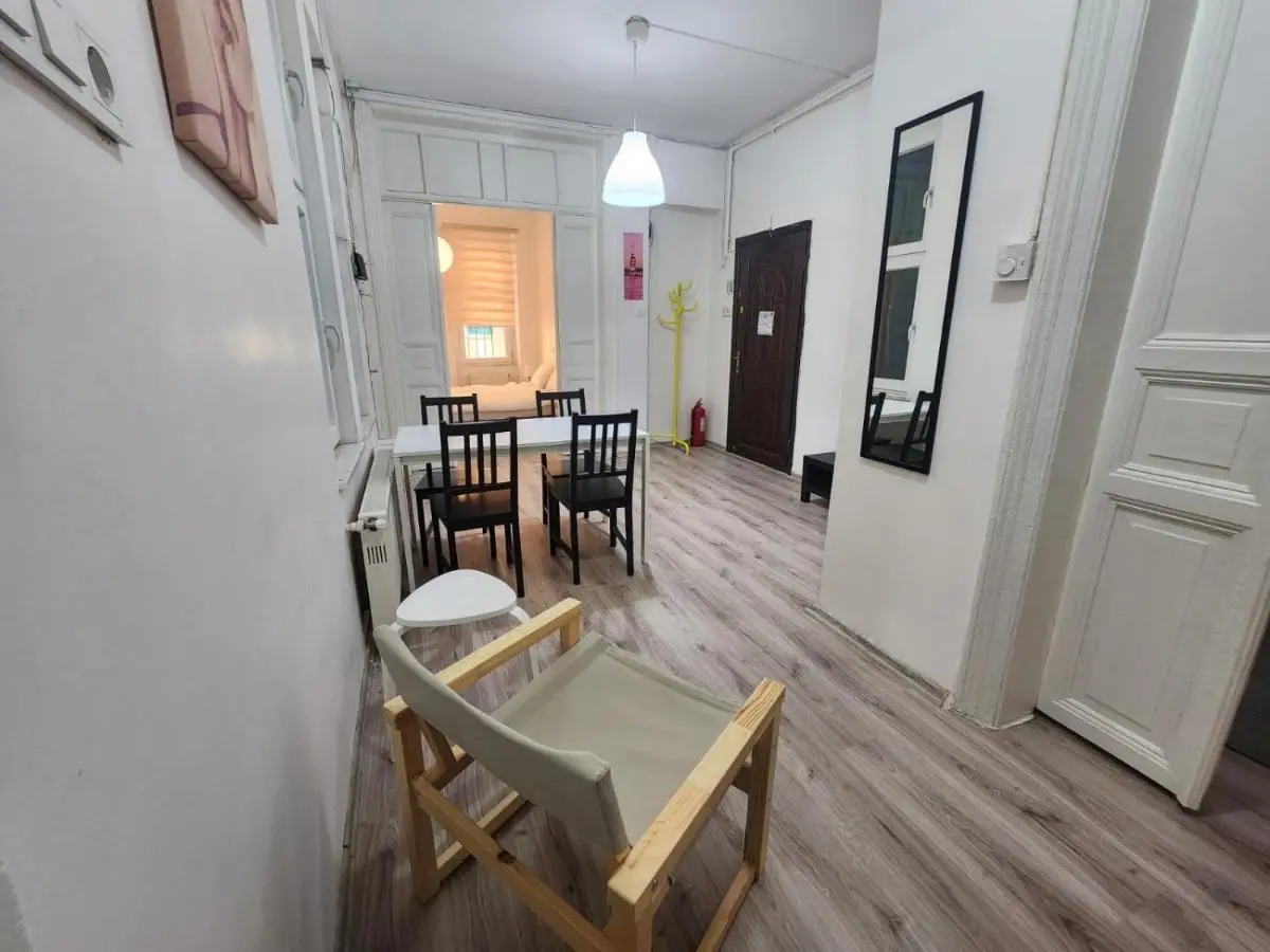 Nostalgia Apartment