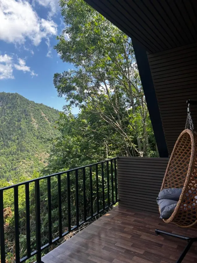 kesis chalet