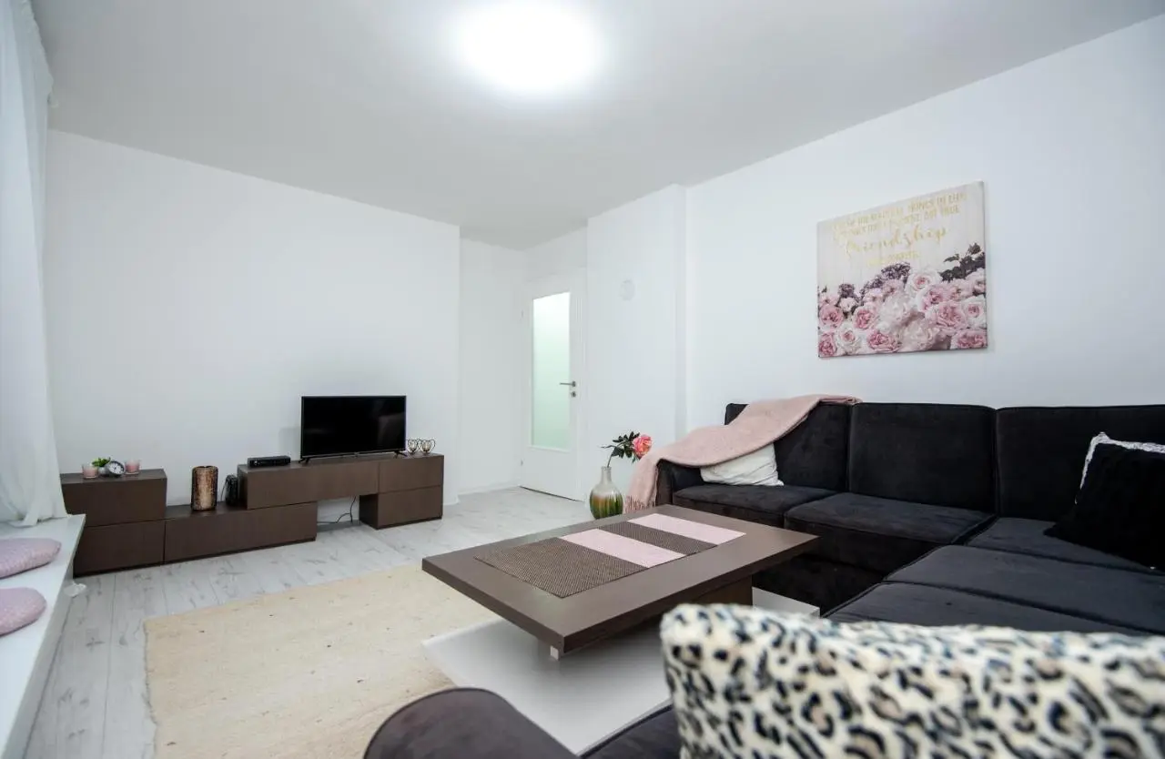 Apartment Kalemova