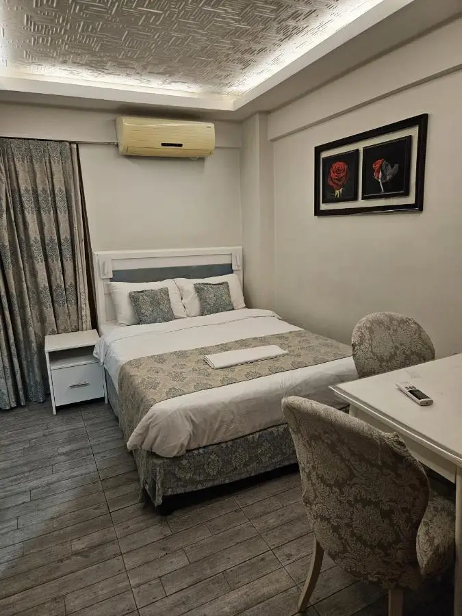 Lemon Residence