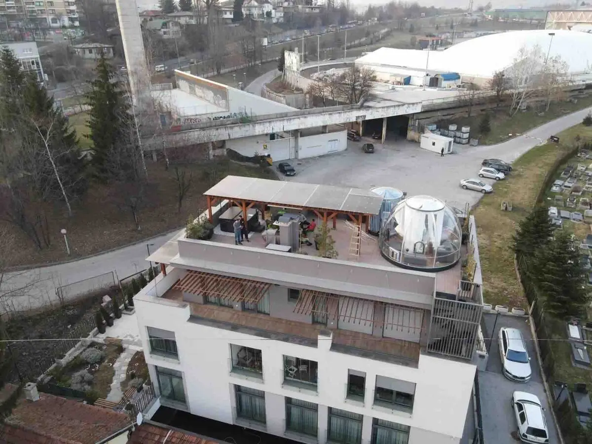 Olympic 84 outdoor Jacuzzi three bedroom apartment