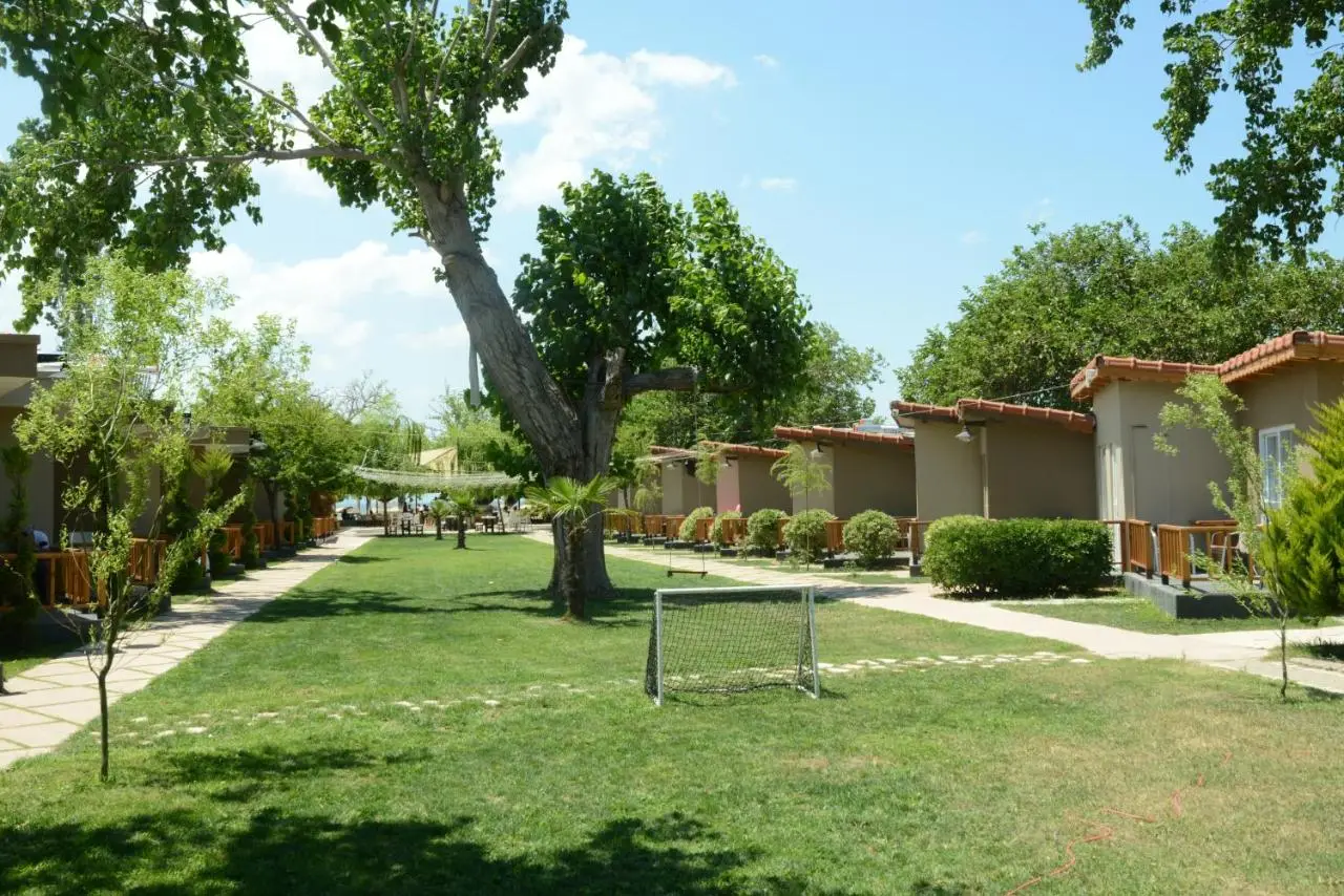 KİRAZ BEACH OTEL