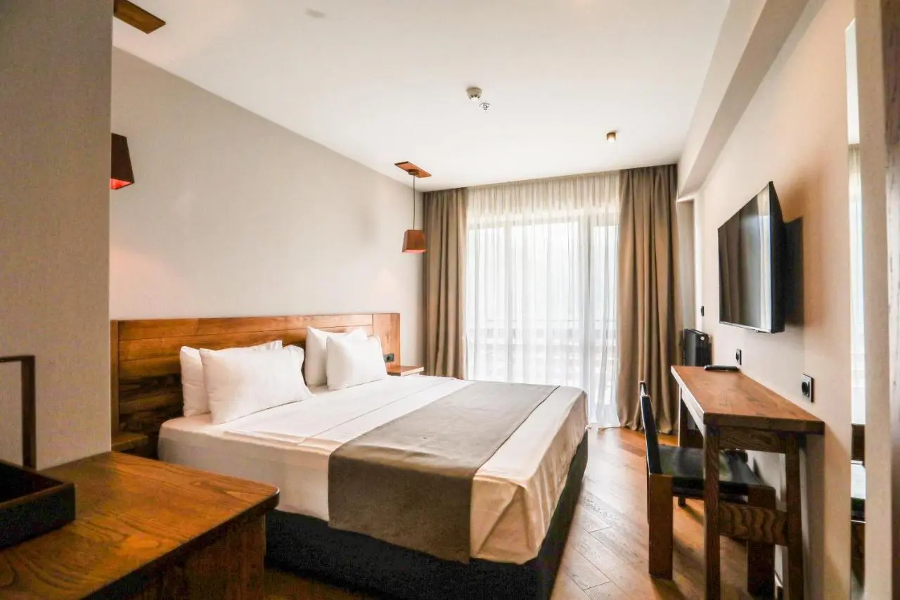 Lens Design Hotel