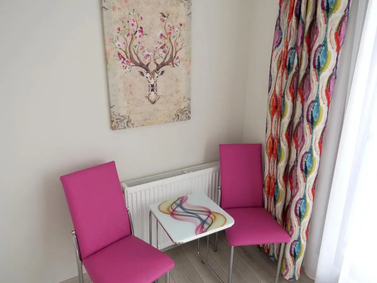 Istanberry - Paradise Two-Bedroom Apartments with Elevator