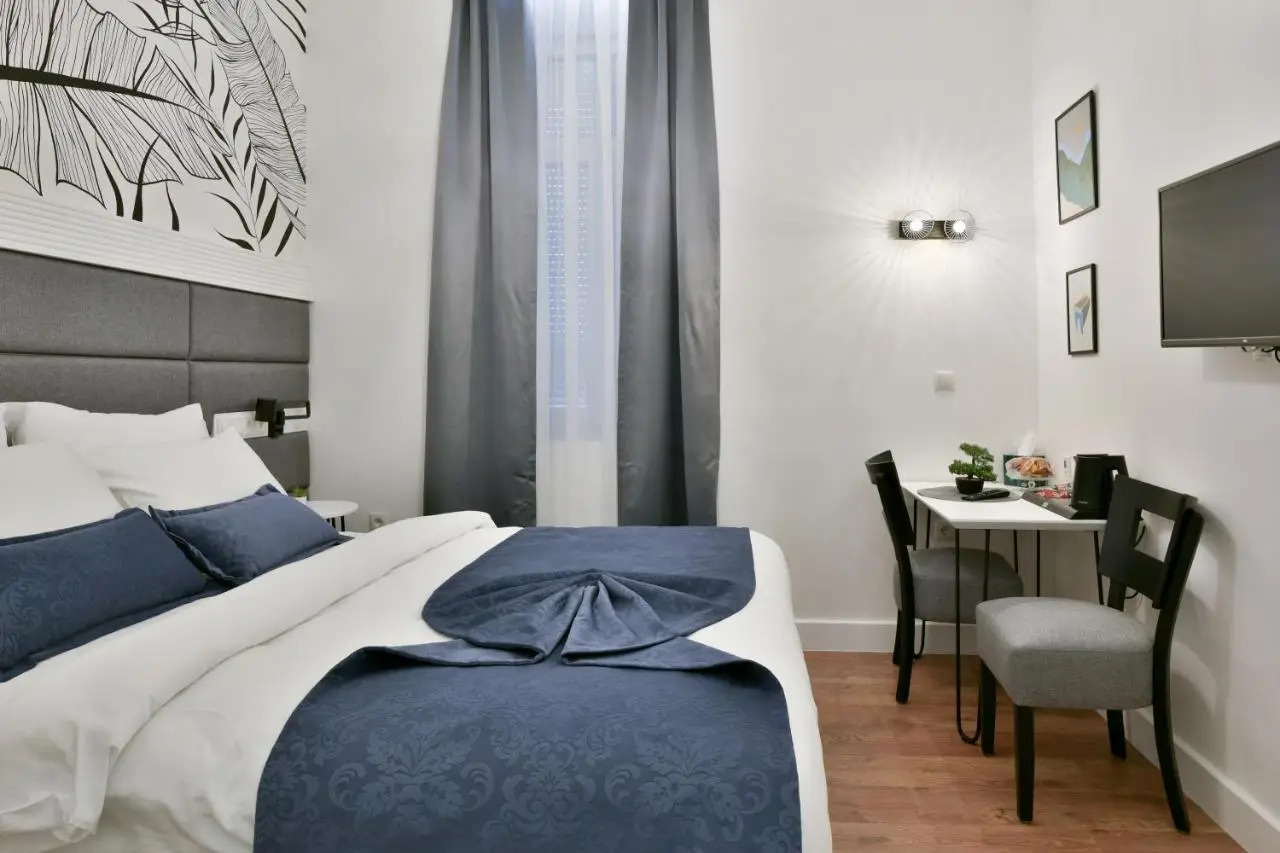 Luxury Galla Apartments in the City Center