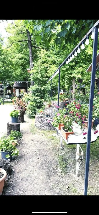 Nohurçay Cottages & Restaurant