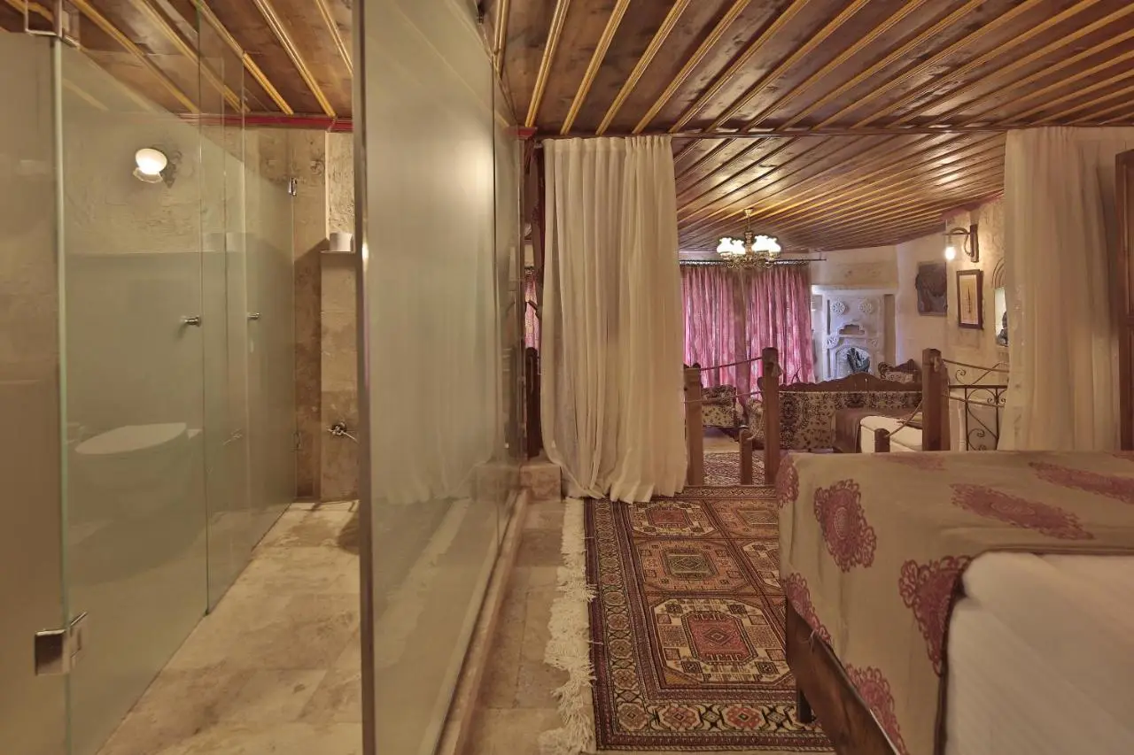 Aren Cave Hotel And Art Gallery