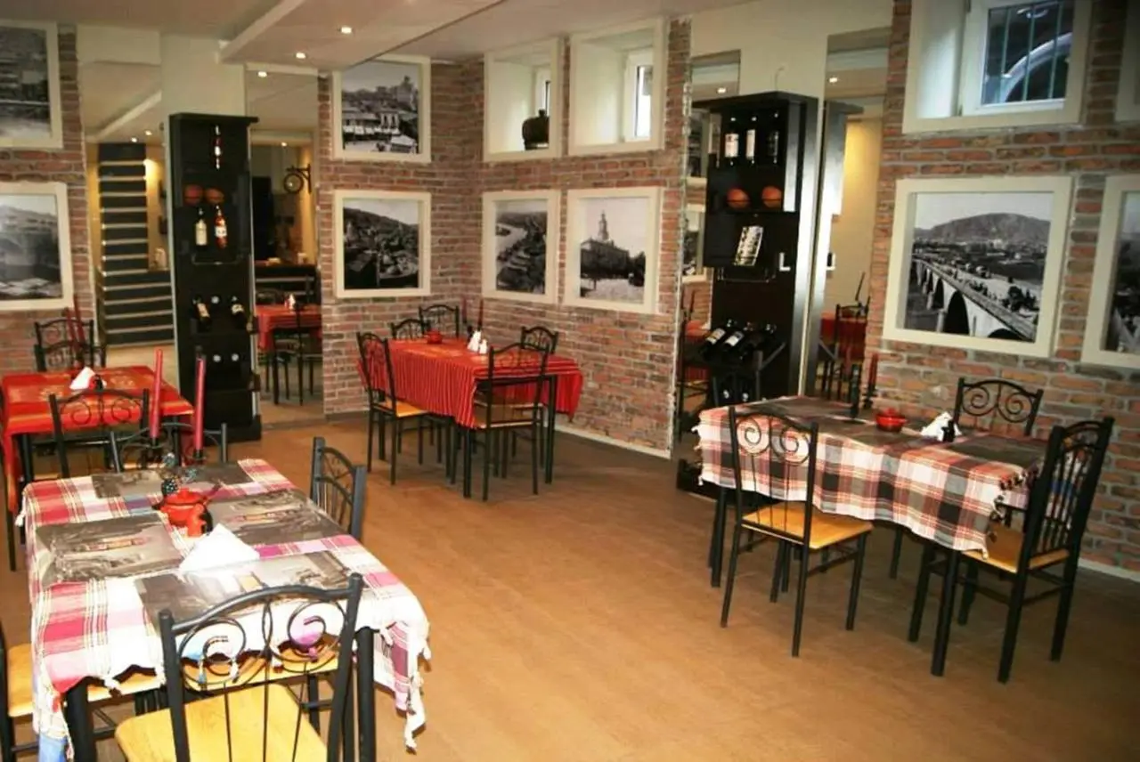 Tbiliseli Inn