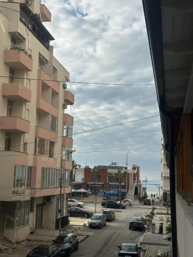 Roy Apartments III