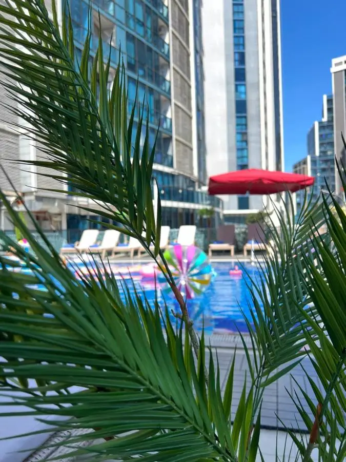 New Wave Hotel