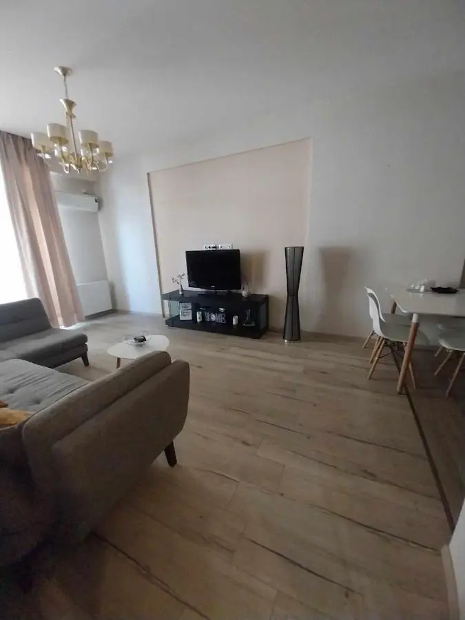 Sol's M2 White Modern Apartments