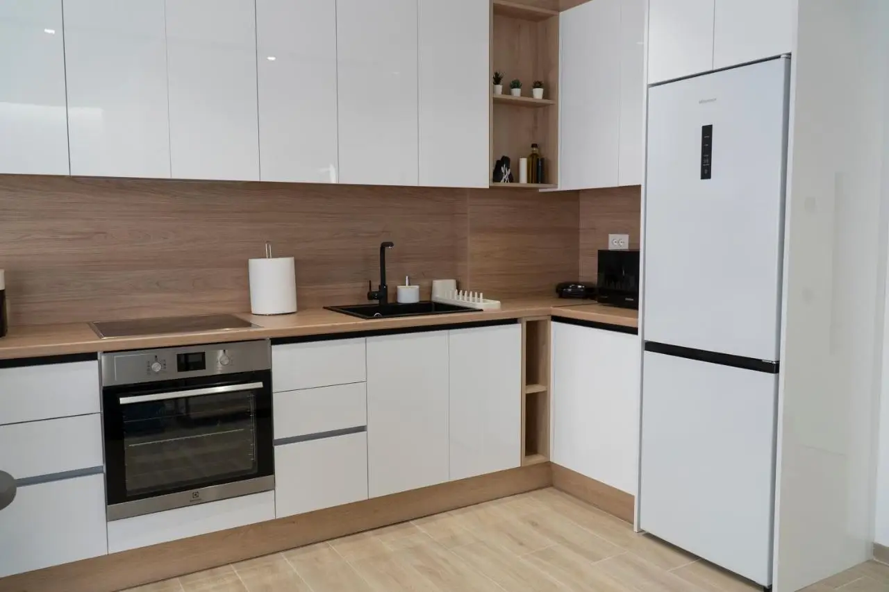 Mateo Apartments