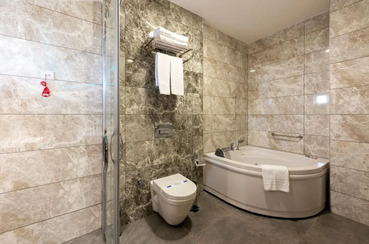 Hotel Boursier 2 & Spa