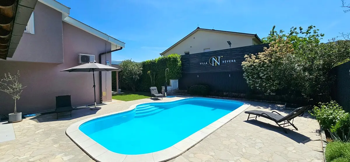 Luxury Villa Nevena with pool&jacuzzi