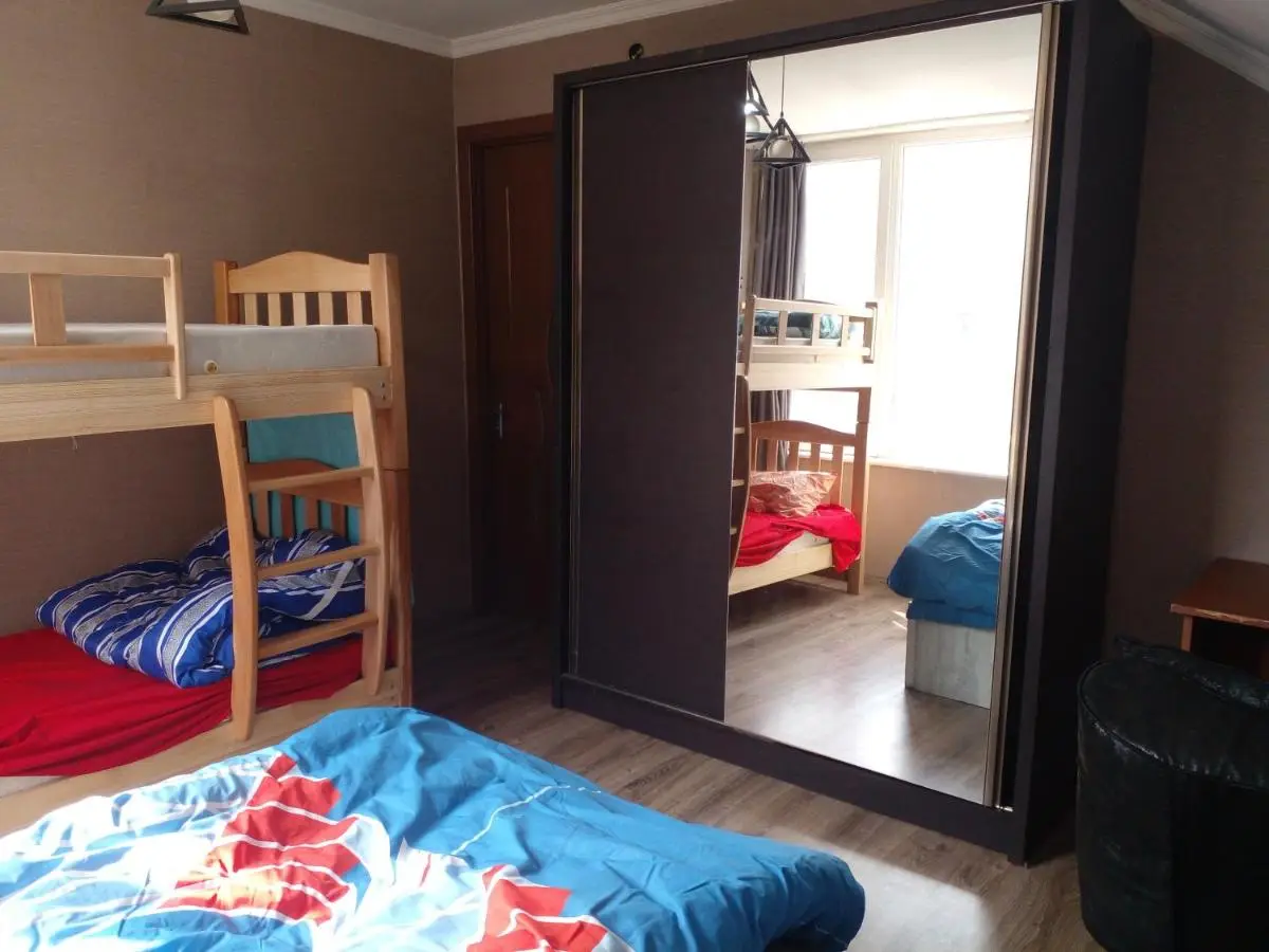 BLUE Hostel - check message after booking