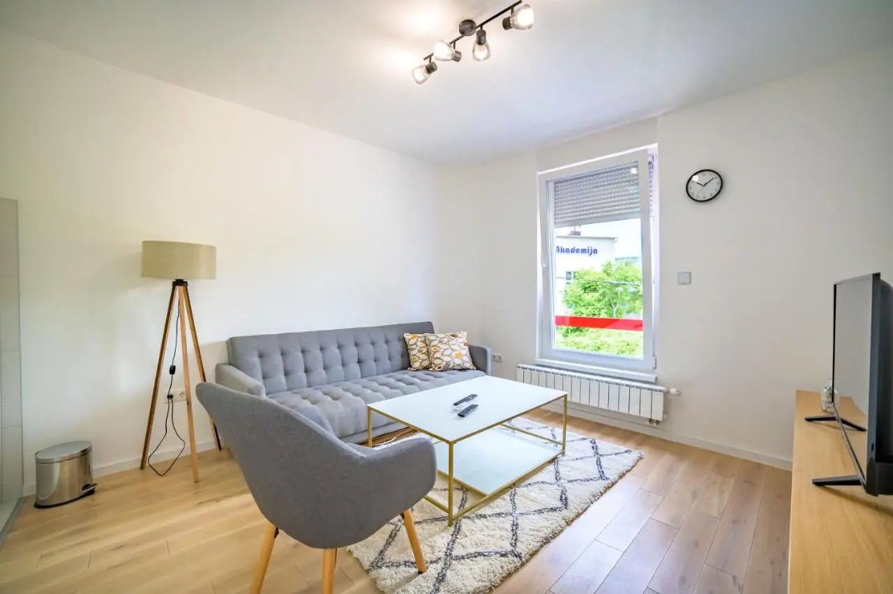Sun Square Apartments