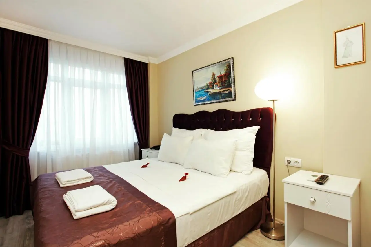 Spinel Hotel - Old City