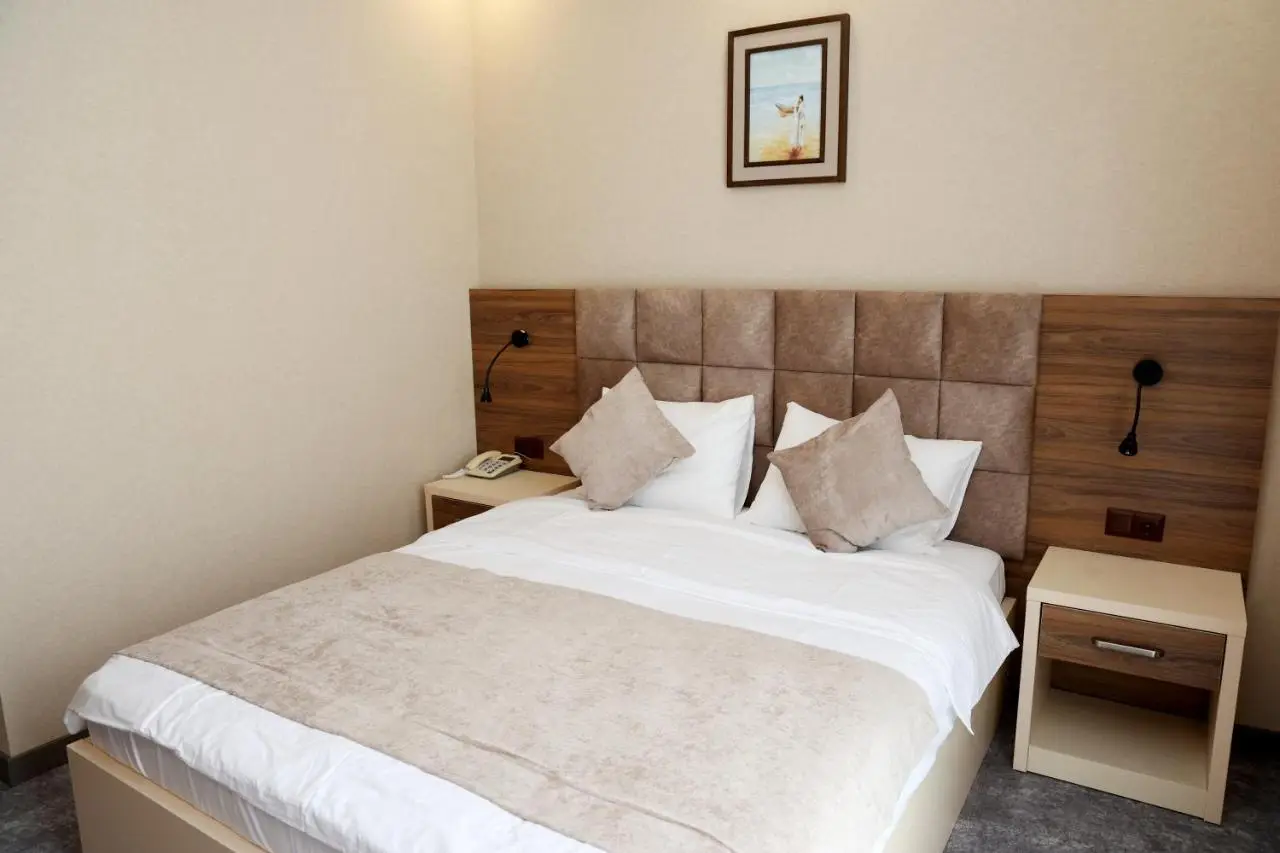 Aniko Hotel