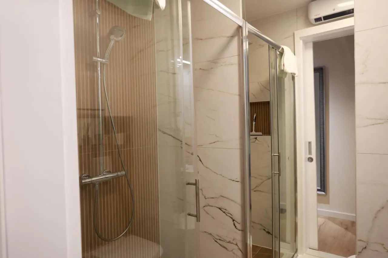 Flamme Luxe Suites