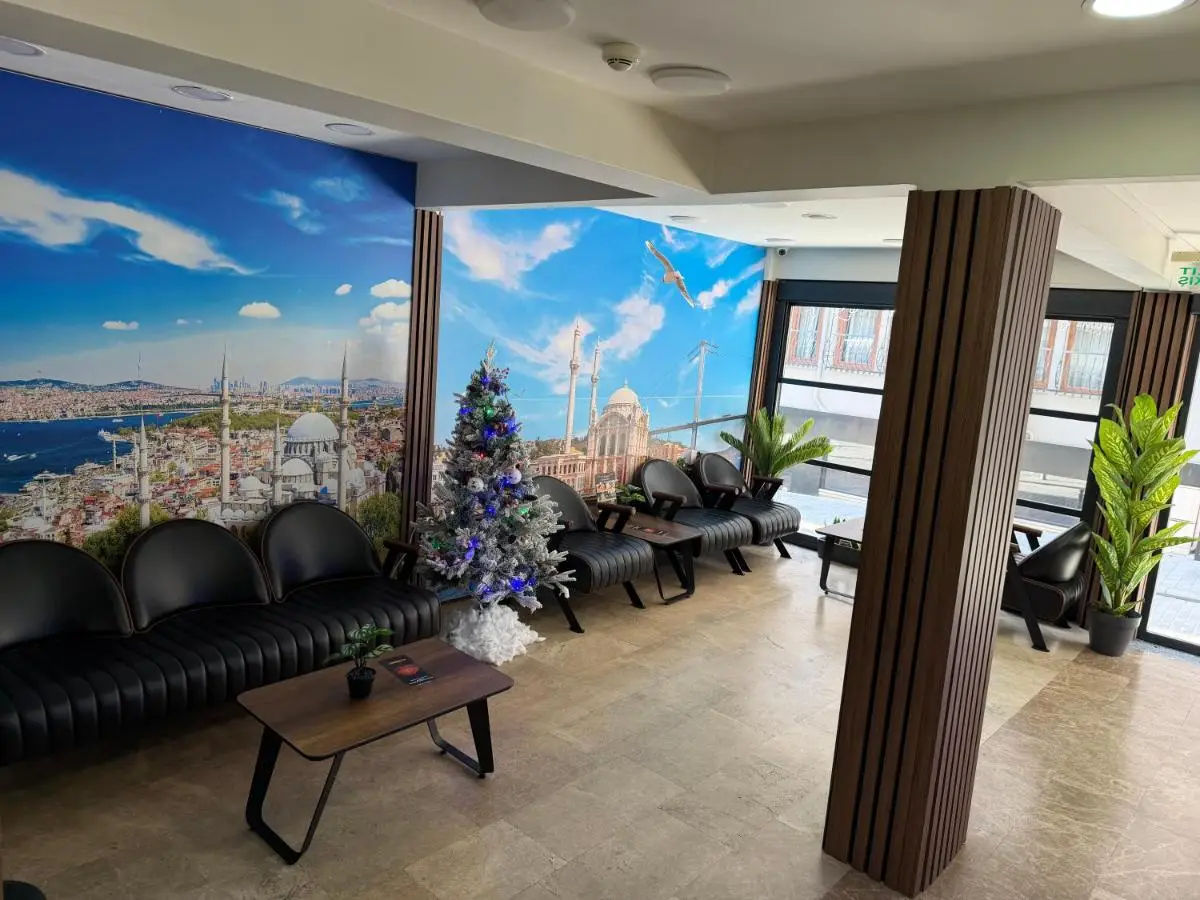 Metrohill Hotel