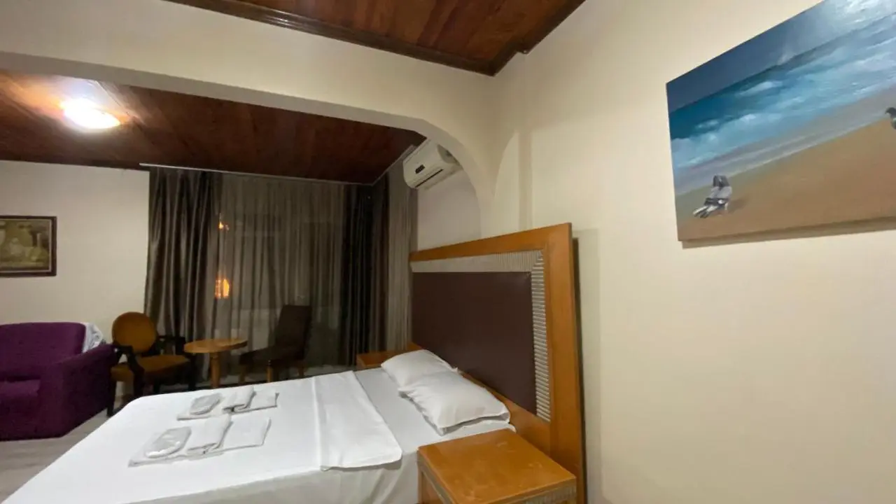 Herton Boutique Hotel
