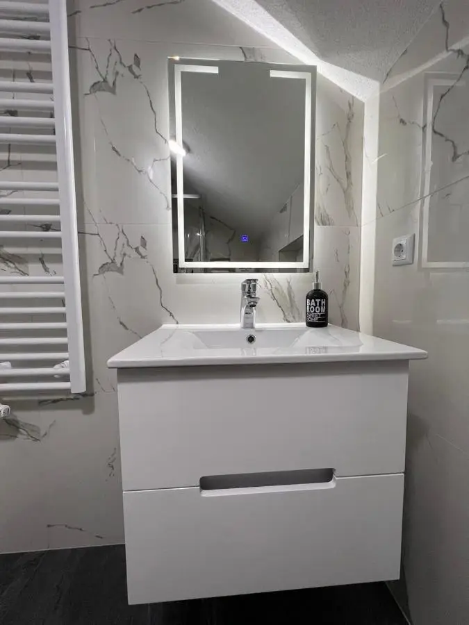 Apartmаn Avram ll