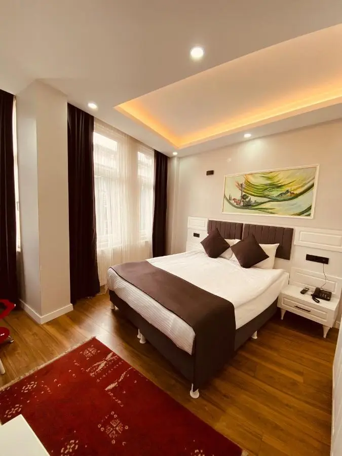 Hodegon Suite Hotel